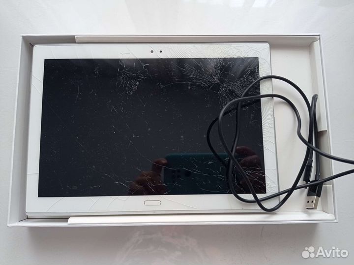 Планшет Lenovo TAB4 10 Plus