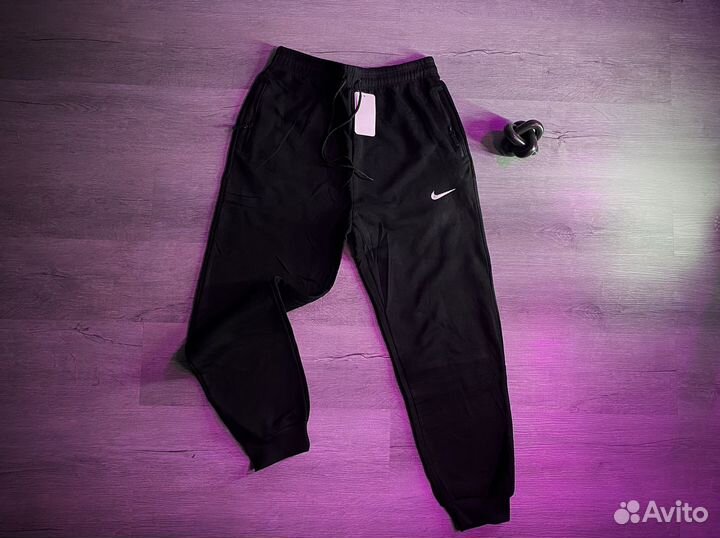 Спортивные штаны Nike утепленные новые
