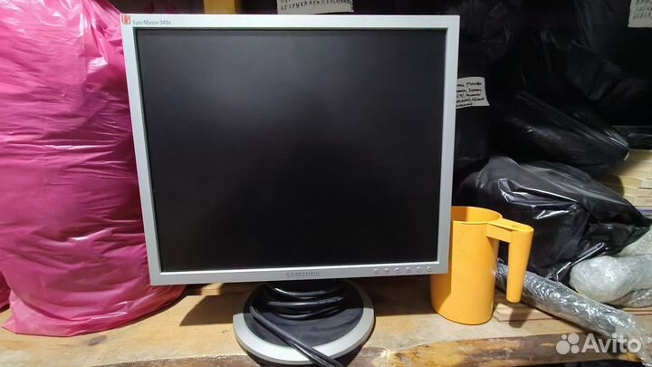 Монитор Samsung 940n