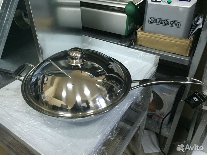 Сковорода WOK