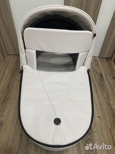 Коляска 2 в 1 roan