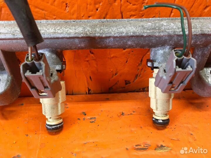 Форсунка Hyundai Coupe G4GC