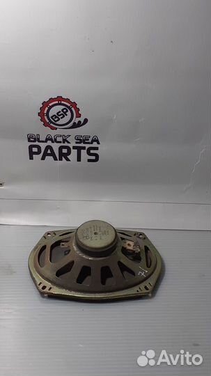 Динамик задний Ниссан Террано 2815758А00