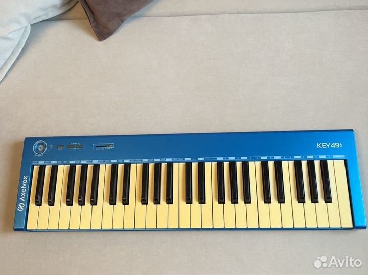 Midi клавиатура Key49i