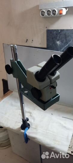 Штатив для микроскопов