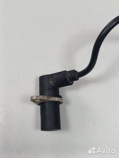 Датчик положения коленвала Kia RIO 1