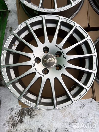 Диски R17 OZ Racing superturismo GT