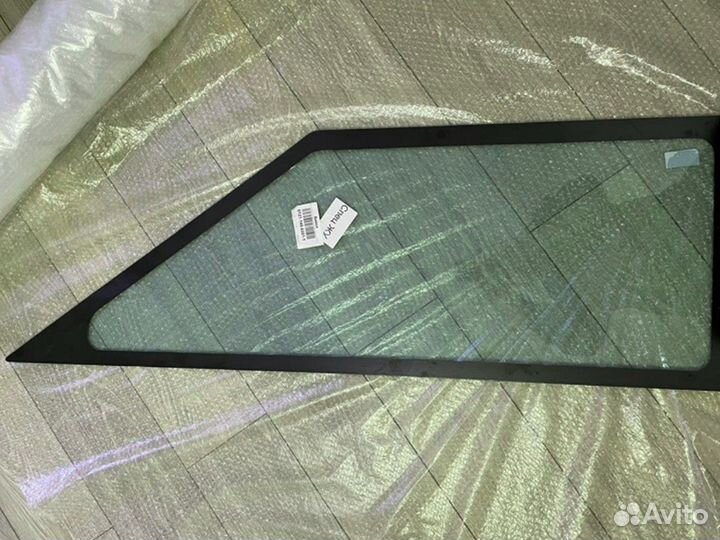 Стекло двери Caterpillar