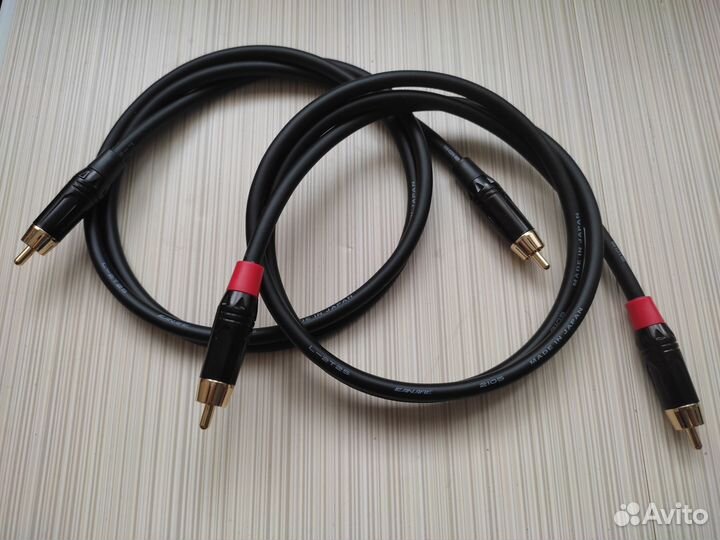 Межблочная коммутация Canare (Japan) RCA-RCA пара