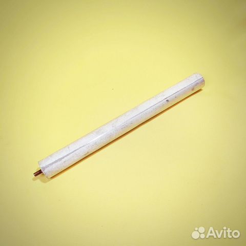 Магниевый анод D20 L200 M5x10 Ariston