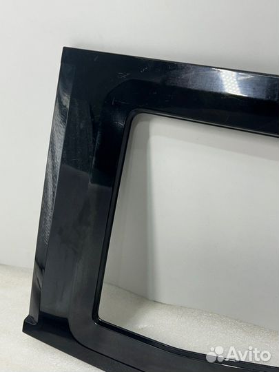 Накладка глухого стекла задняя левая Jetour