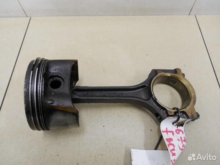 Поршень с шатуном Focus II 2005-2008