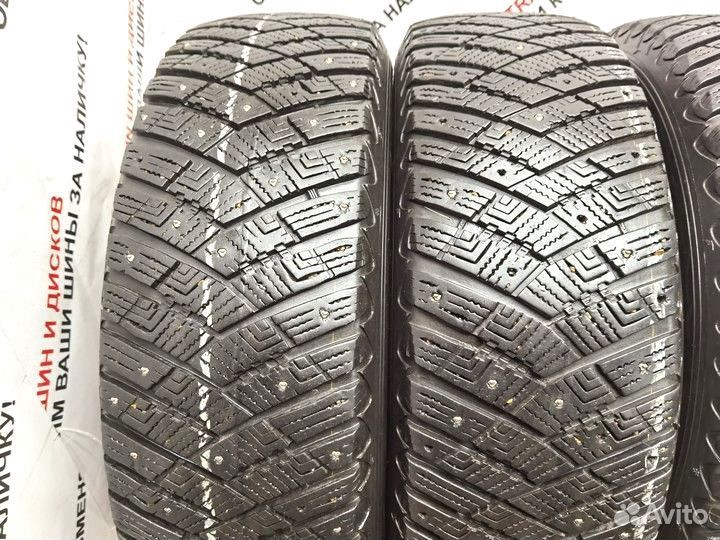 Goodyear UltraGrip SUV 235/65 R18