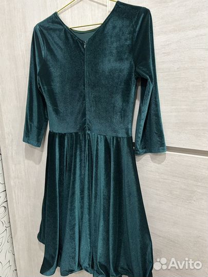 Плате женское бархатное 46 размер
