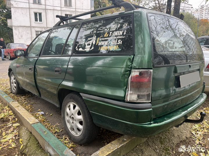 Opel Astra 1.6 МТ, 1997, 150 000 км