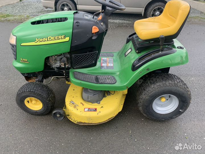 Косилка John Deere L110