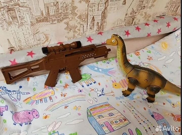 Продам интерактивную игрушку Динозавр