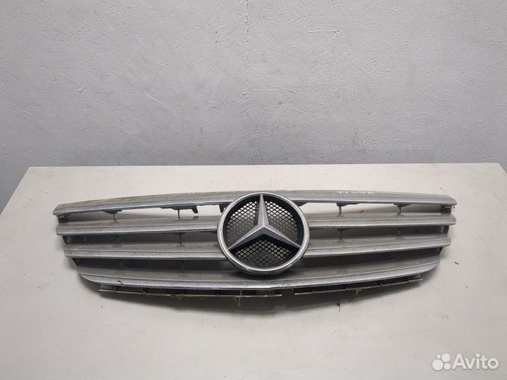 Решетка радиатора Mercedes B W245, 2007
