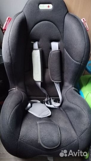 Автомобильное кресло
