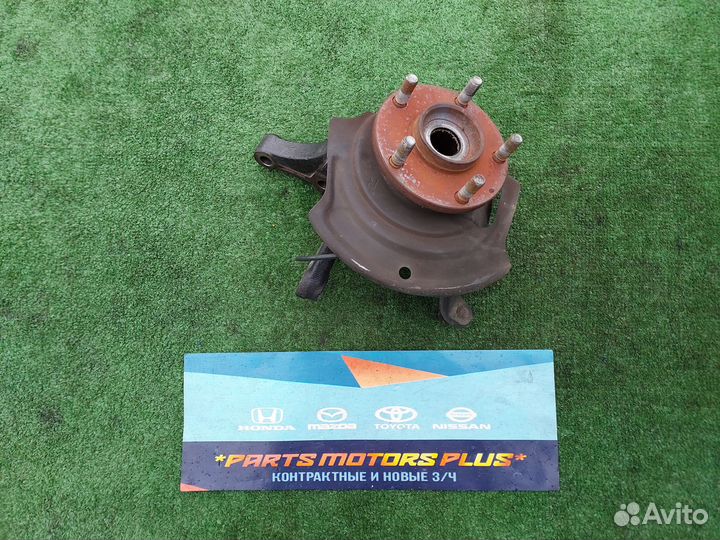 Кулак поворотный правый Ниссан Максима А33