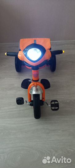 Детский трехколесный велосипед