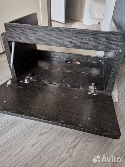 Раковина с тумбой и зеркалом бу