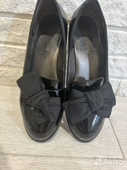Лоферы женские лаковые натуральная кожа
