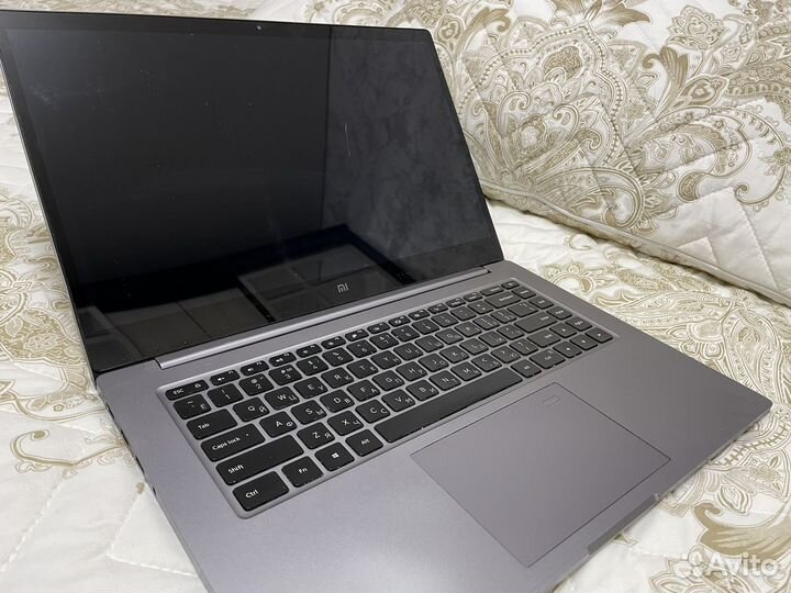 Xiaomi mi notebook pro 15.6