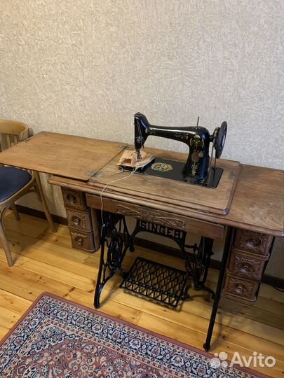 Швейная машинка зингер