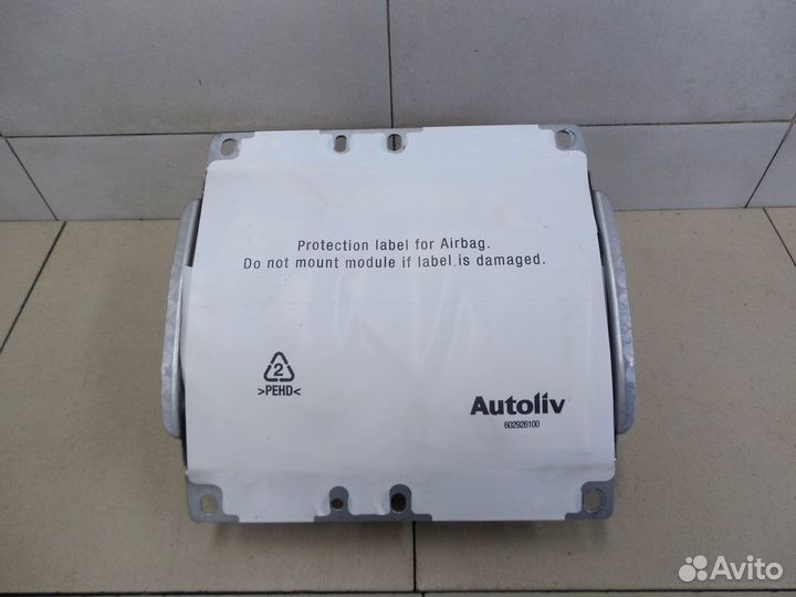 Подушка безопасности пассажирская (в торпедо) S40