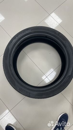 Pirelli P Zero 275/40 R22 108Y