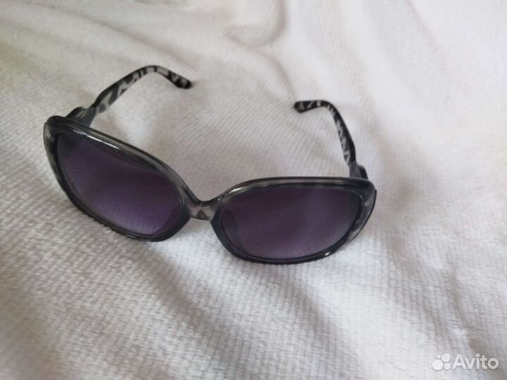 Солнцезащитные очки женские