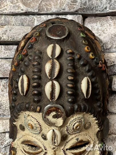 Маска африканская старая. Аутентичная