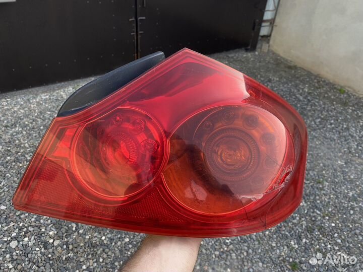 Фонарь Infiniti G25