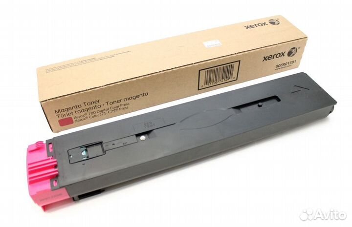 Тонер-картридж на Xerox 700 006R01379-82