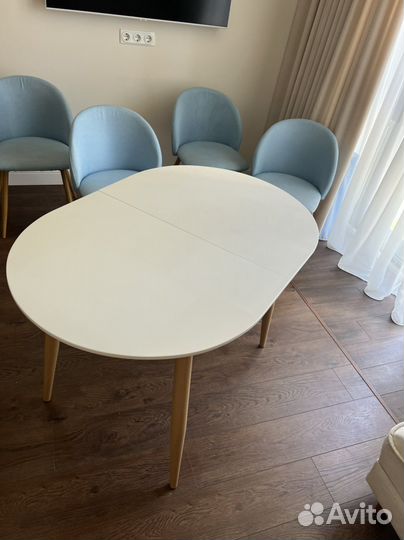 Кухонный стол