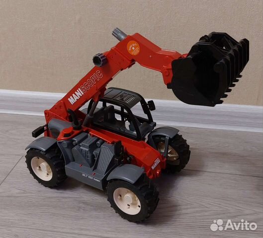 Bruder погрузчик колёсный Manitou MLT 633