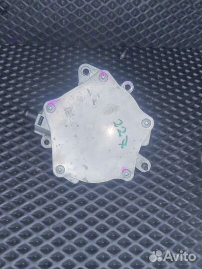 Насос вакуумный 06D145100H