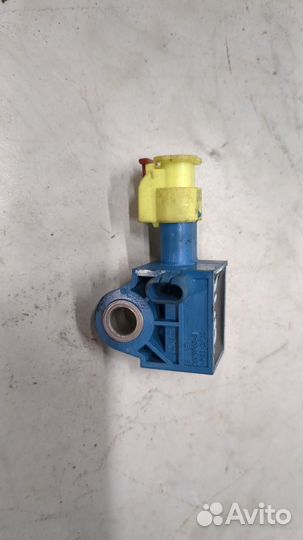 Датчик удара Audi Q3, 2016