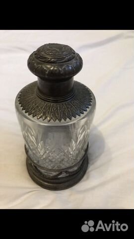 Старинный флакон