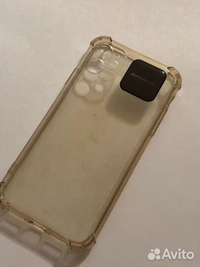 Чехол на iPhone 11