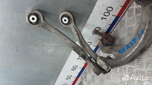 Ступица передняя левая audi A8 D3 (HEA28K901)