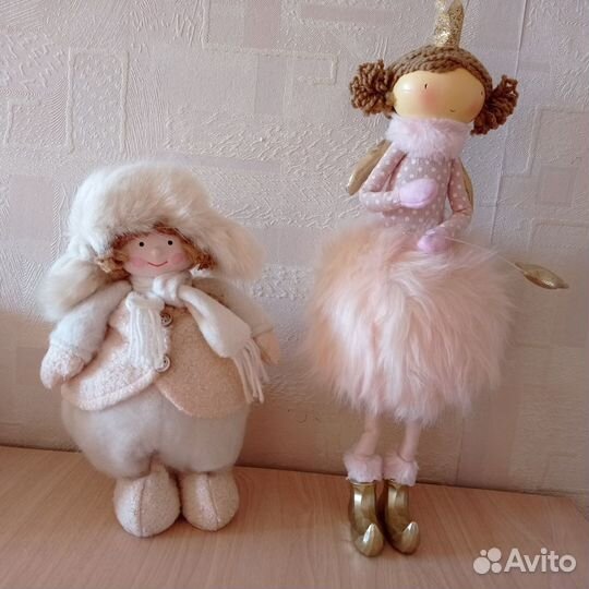 Кукла фарфоровая