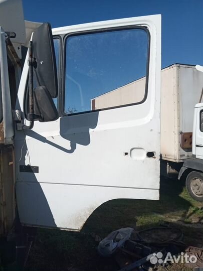 Двери мерседес 814