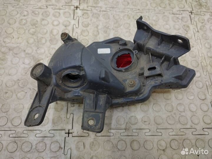 Птф задний Toyota Rav4 XA40 2015-2019