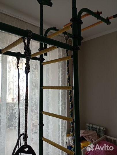 Спортивный комплекс, шведская стенка