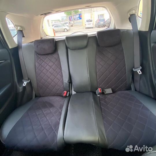 Авточехлы из экокожи honda fit GK