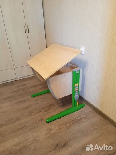 Парта растущая Дэми