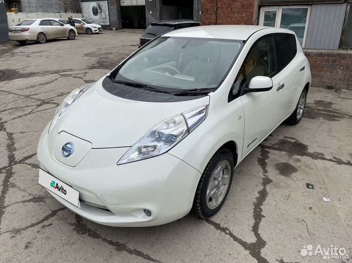 Nissan Leaf, 2012
