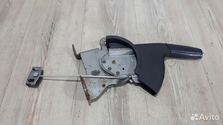 Ручник Nissan X-trail T31